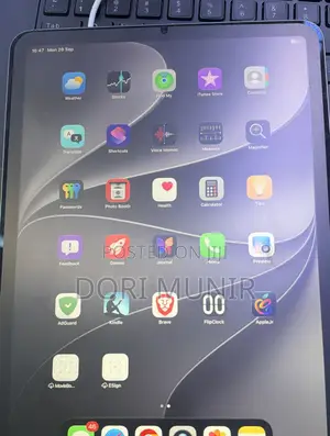 Apple iPad Air (2022) 64 GB Black