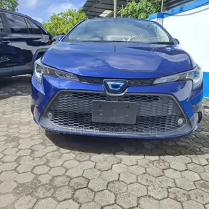 Toyota Corolla Hatchback 2019 Blue