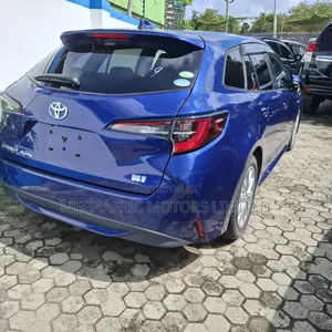 Toyota Corolla Hatchback 2019 Blue