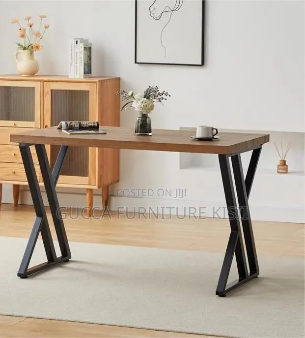 5 Ft Custom MDF Computer Desk