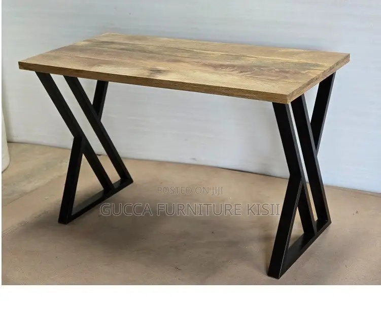 5 Ft Custom MDF Computer Desk