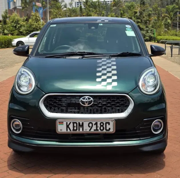 Toyota Passo 2017 Green