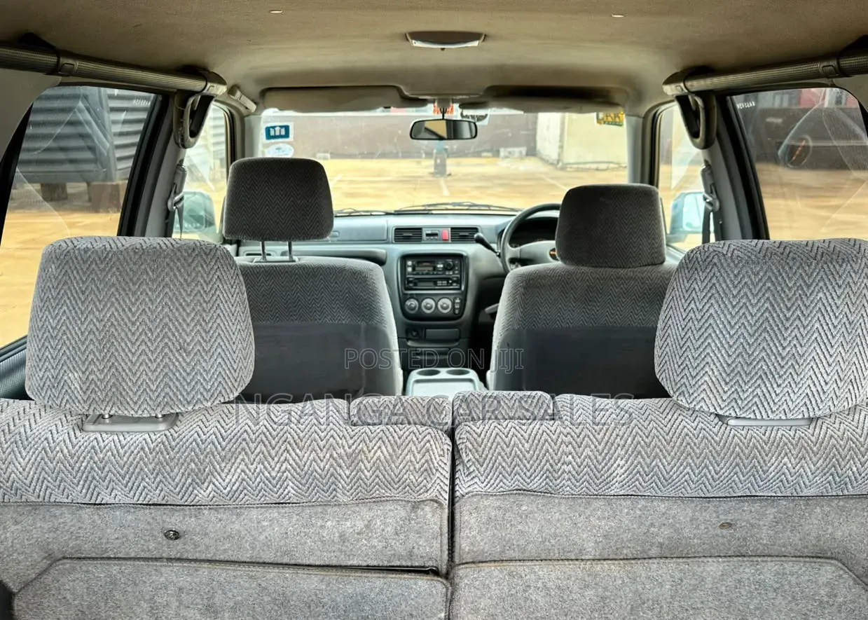 Honda CR-V 2000 White