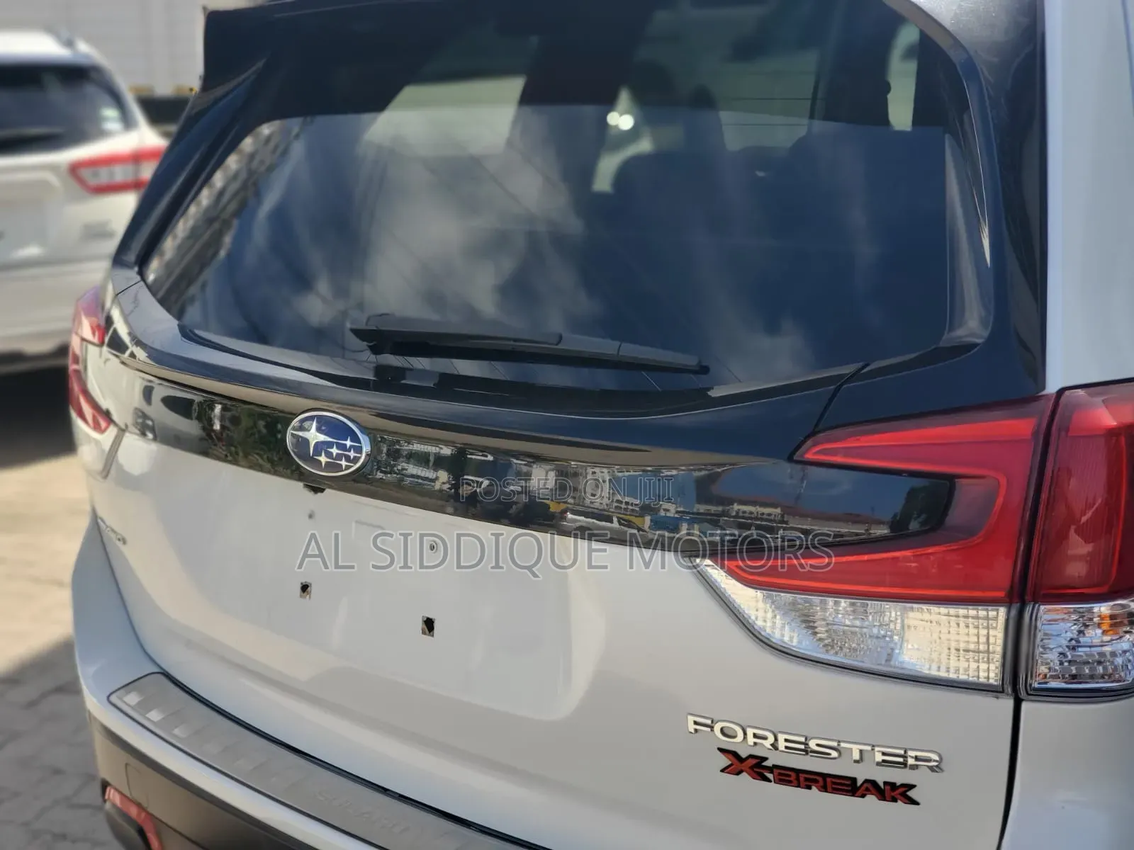 Subaru Forester Premium AWD 2019 White