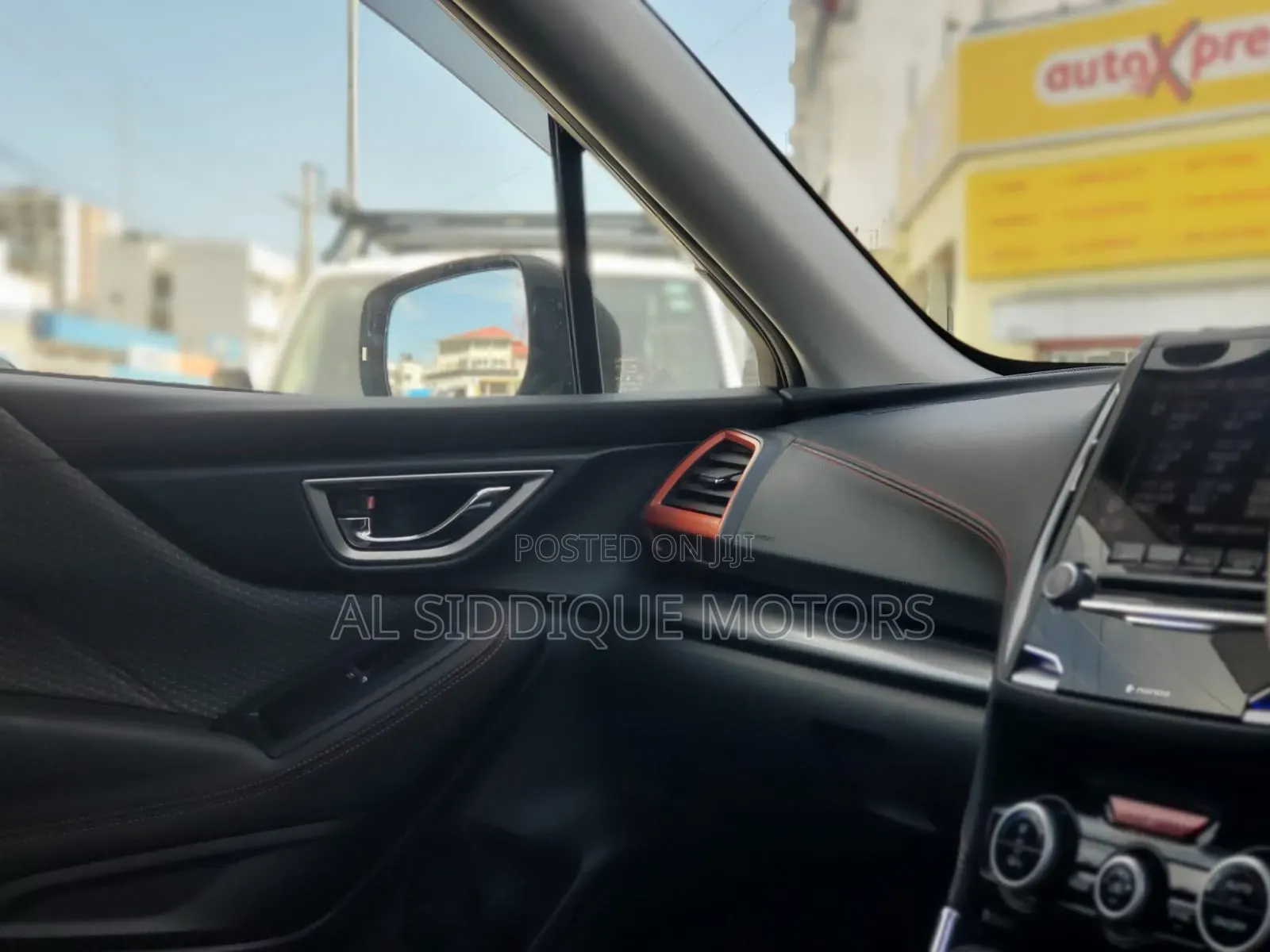 Subaru Forester Premium AWD 2019 White
