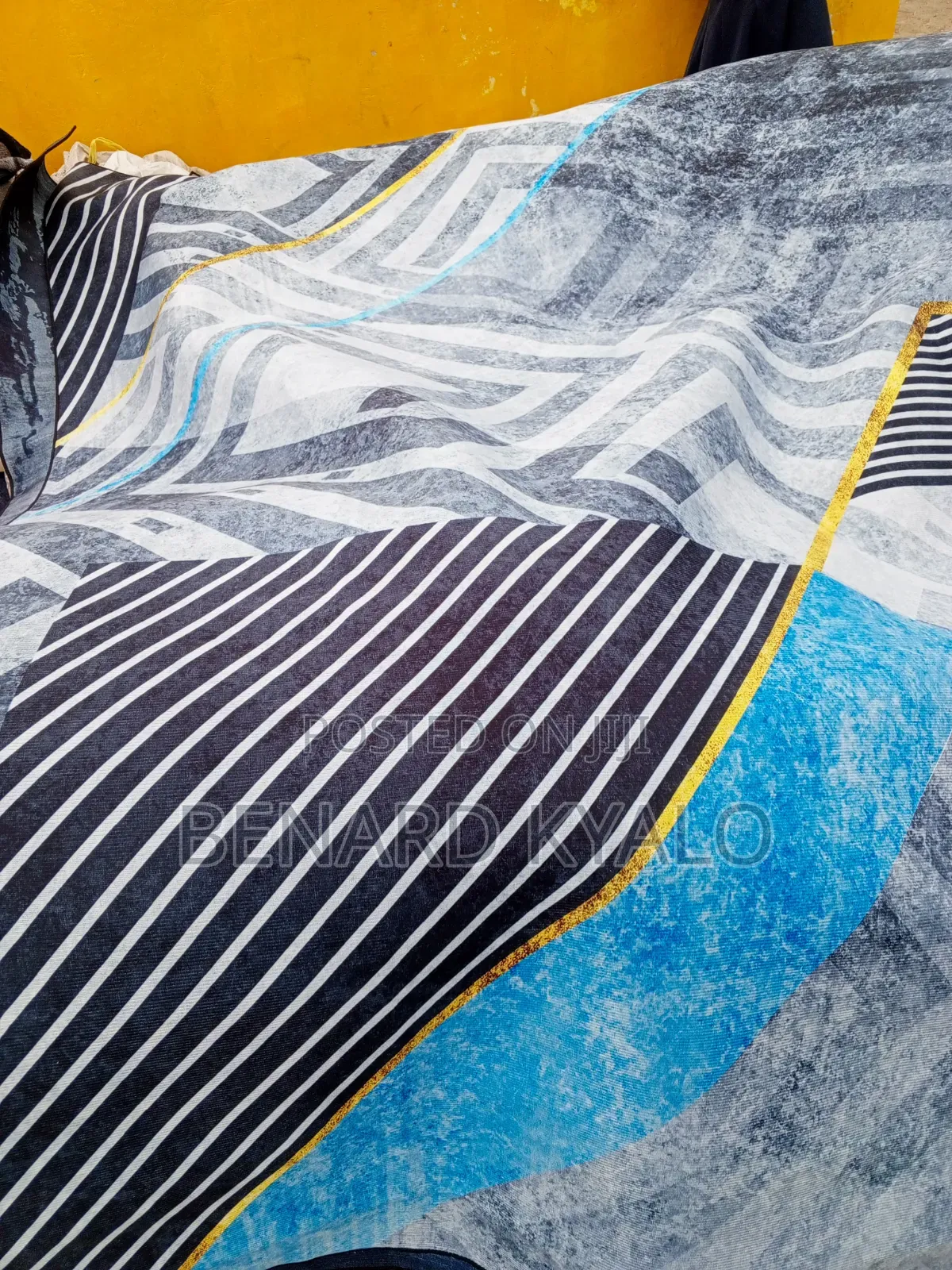 Quality Blankets and Carperts