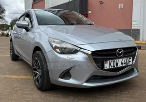 Mazda Demio 2018 Silver