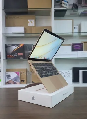 New Laptop Apple MacBook Air 2019 8GB Intel Core i5 SSD 128GB