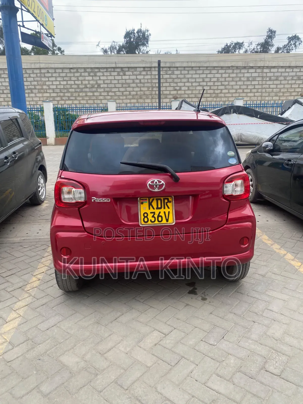Toyota Passo 1.0 FWD 2017 Red