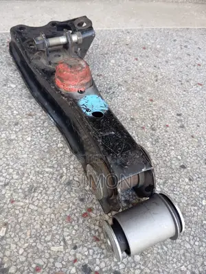 Lower Arm {New Bush} 2wd/4wd Bush No.1 Toyota 7L 9L Hiace