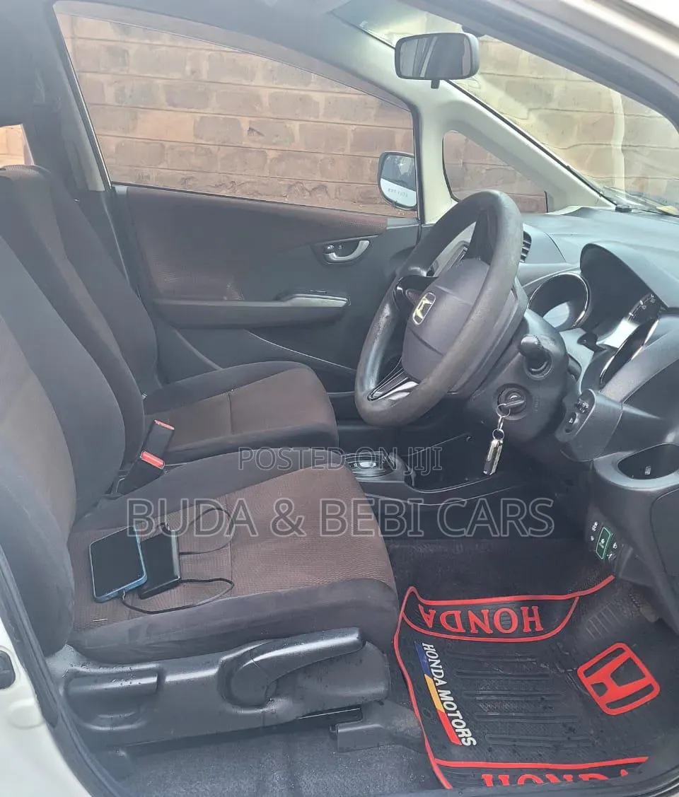 Honda Fit Shuttle 1.5 2WD 2014 White