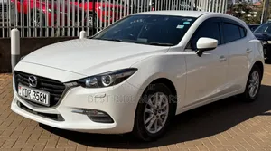 Mazda Axela 2017 Off white