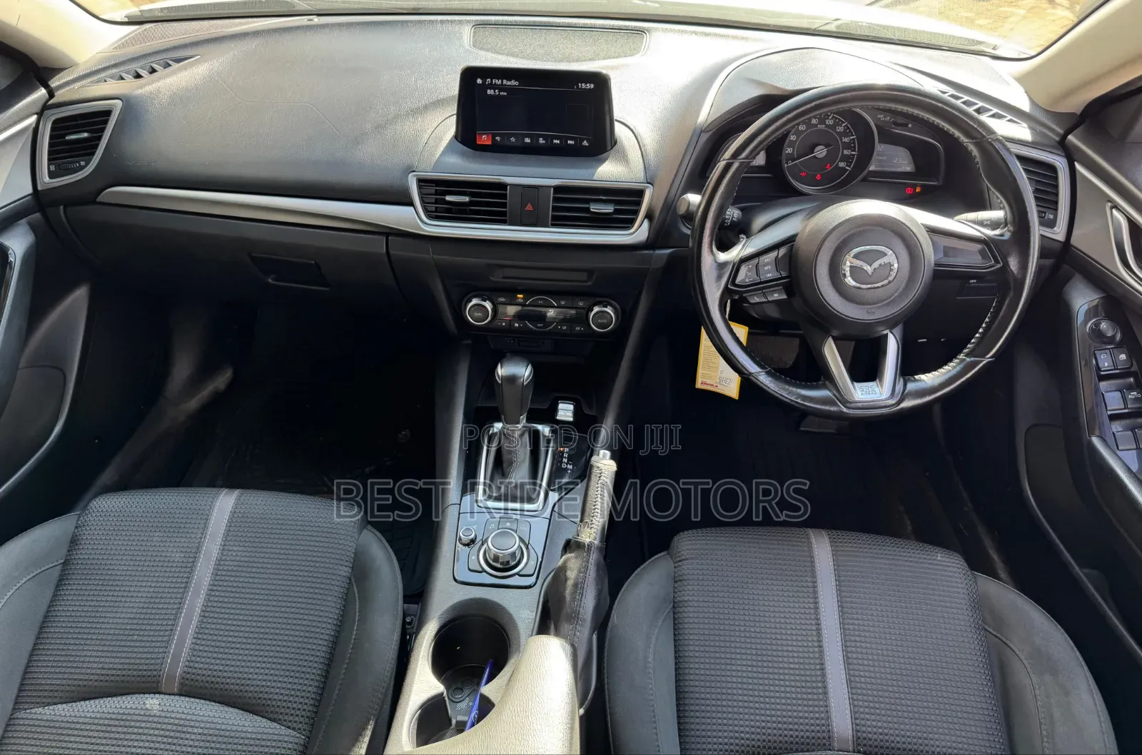 Mazda Axela 2017 Off white