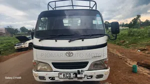 Toyota Dyna 1kd Engine KCD 2009