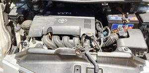 Toyota Ractis 2010 Silver