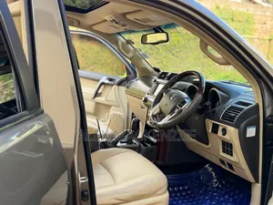 Toyota Land Cruiser Prado 2015 Gold