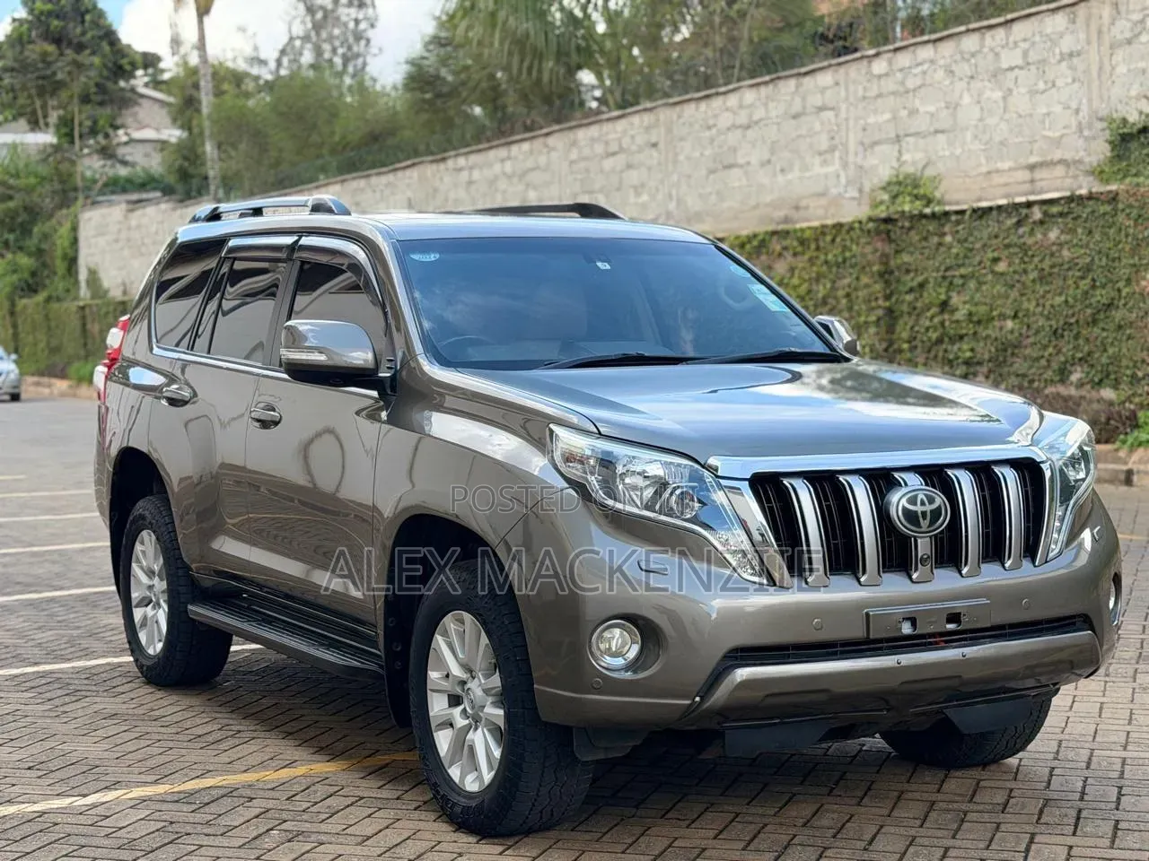 Toyota Land Cruiser Prado 2015 Gold