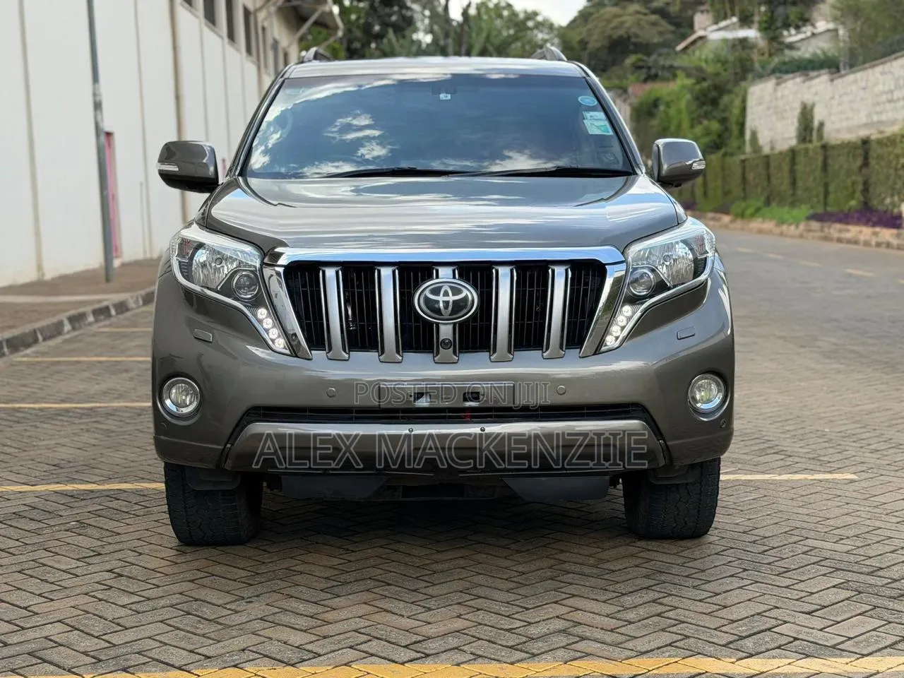 Toyota Land Cruiser Prado 2015 Gold
