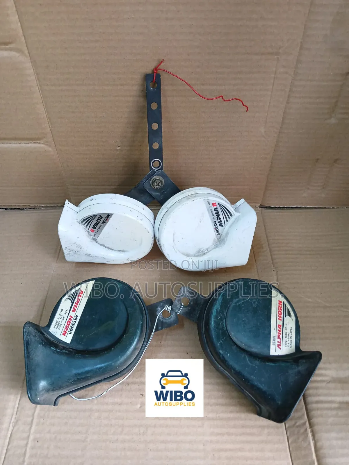 Alpha Harrier Horns 12V