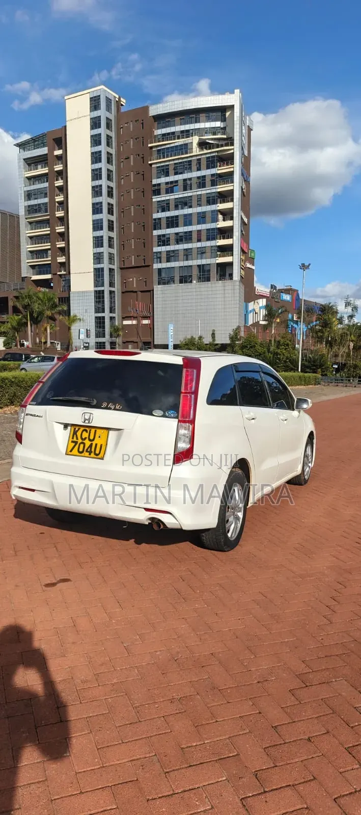 Honda Stream 2013 White