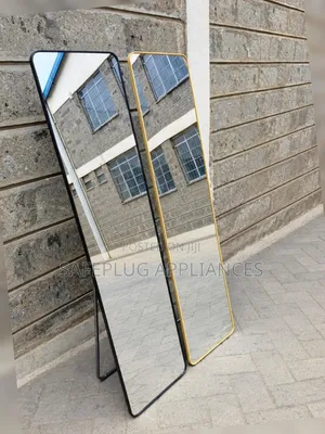 Elegant Full Body Dressing Mirror – Large Floor Standing Mirror