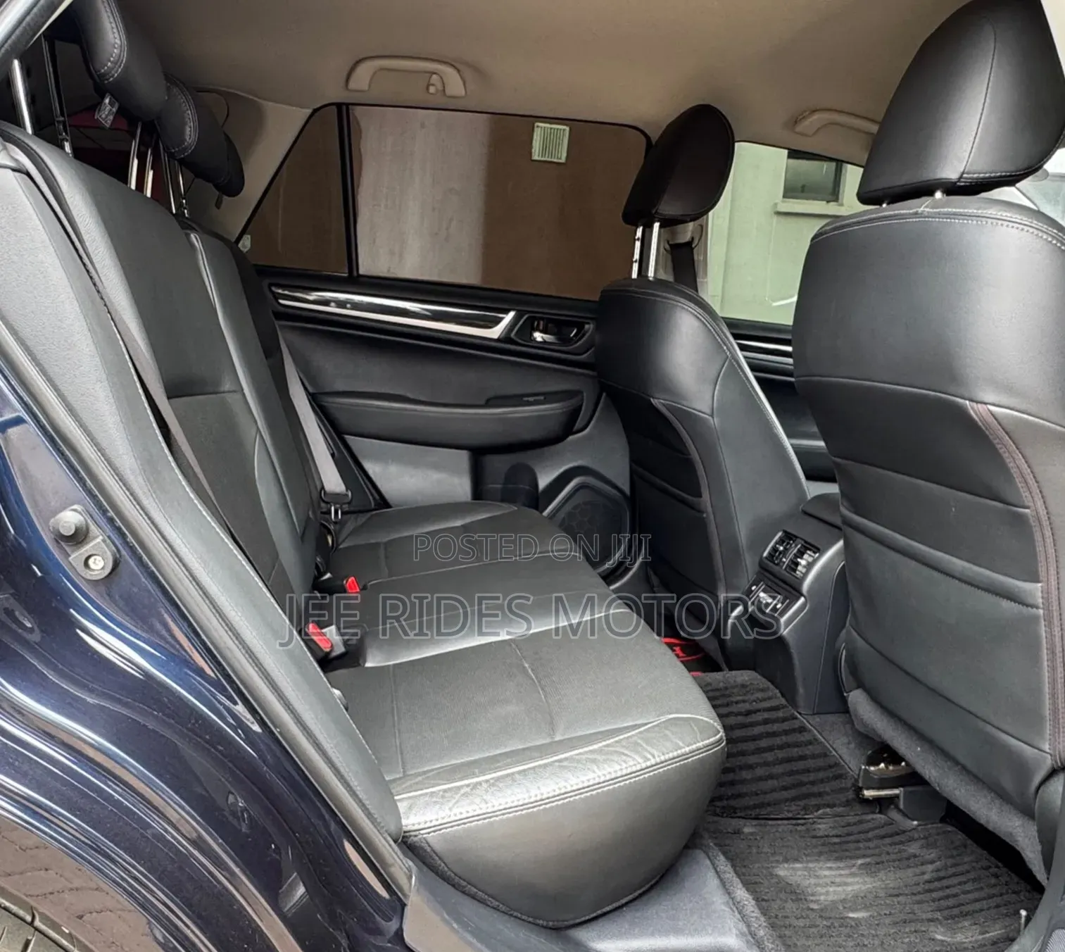 Subaru Outback 2018 Blue