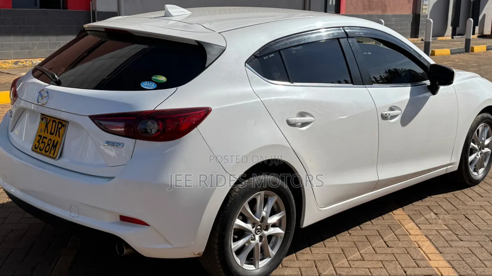 Mazda Axela 2017 White