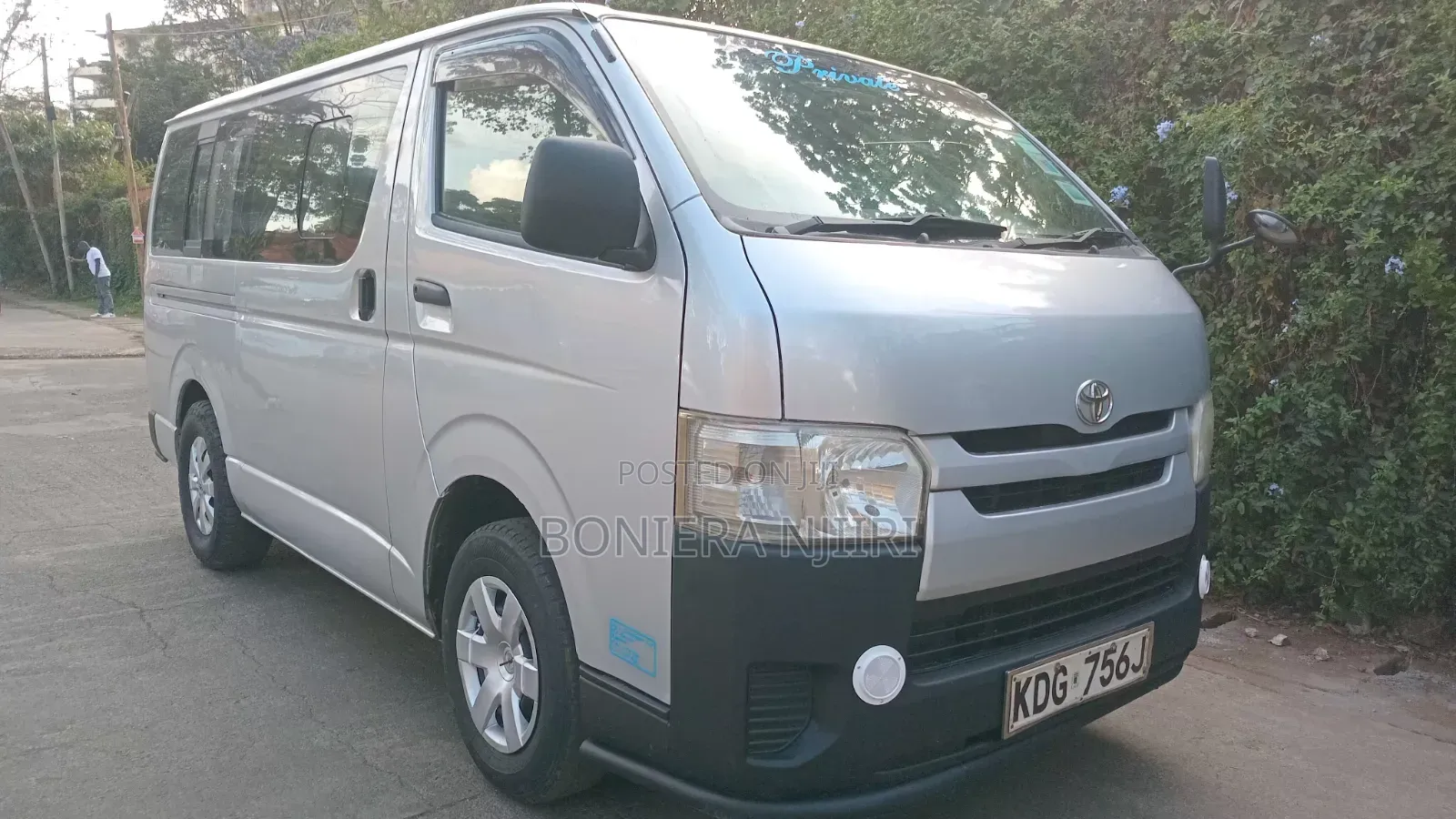 Toyota HiAce 2014 Silver