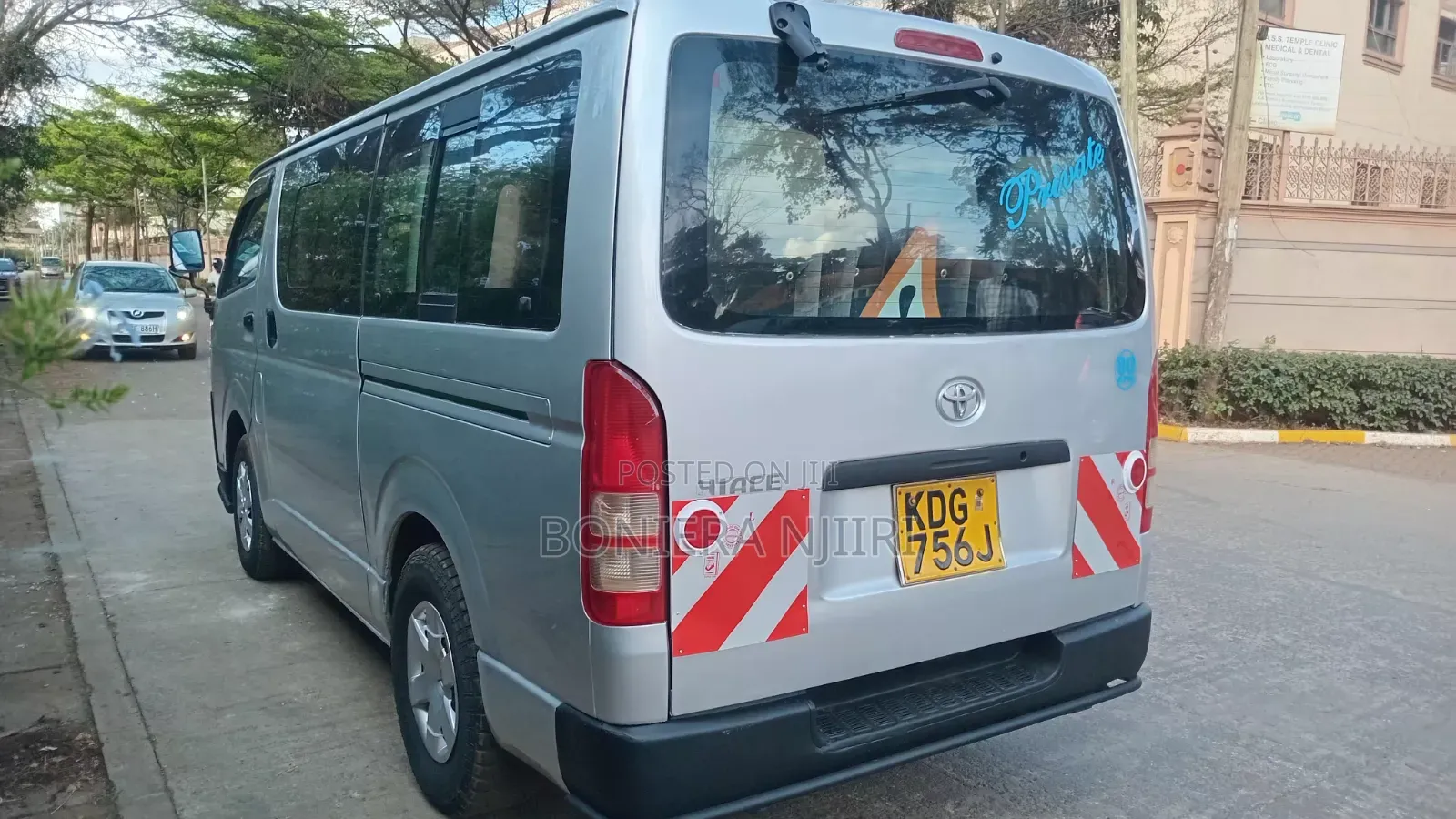 Toyota HiAce 2014 Silver