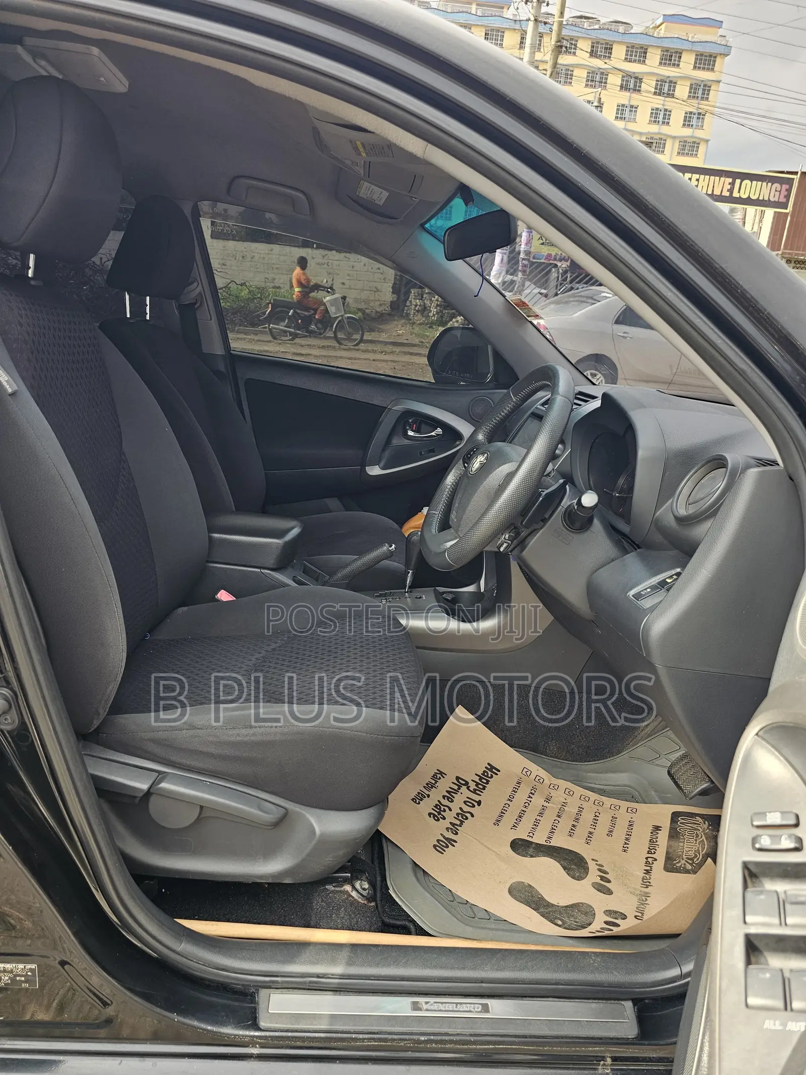 Toyota Vanguard 2012 Black