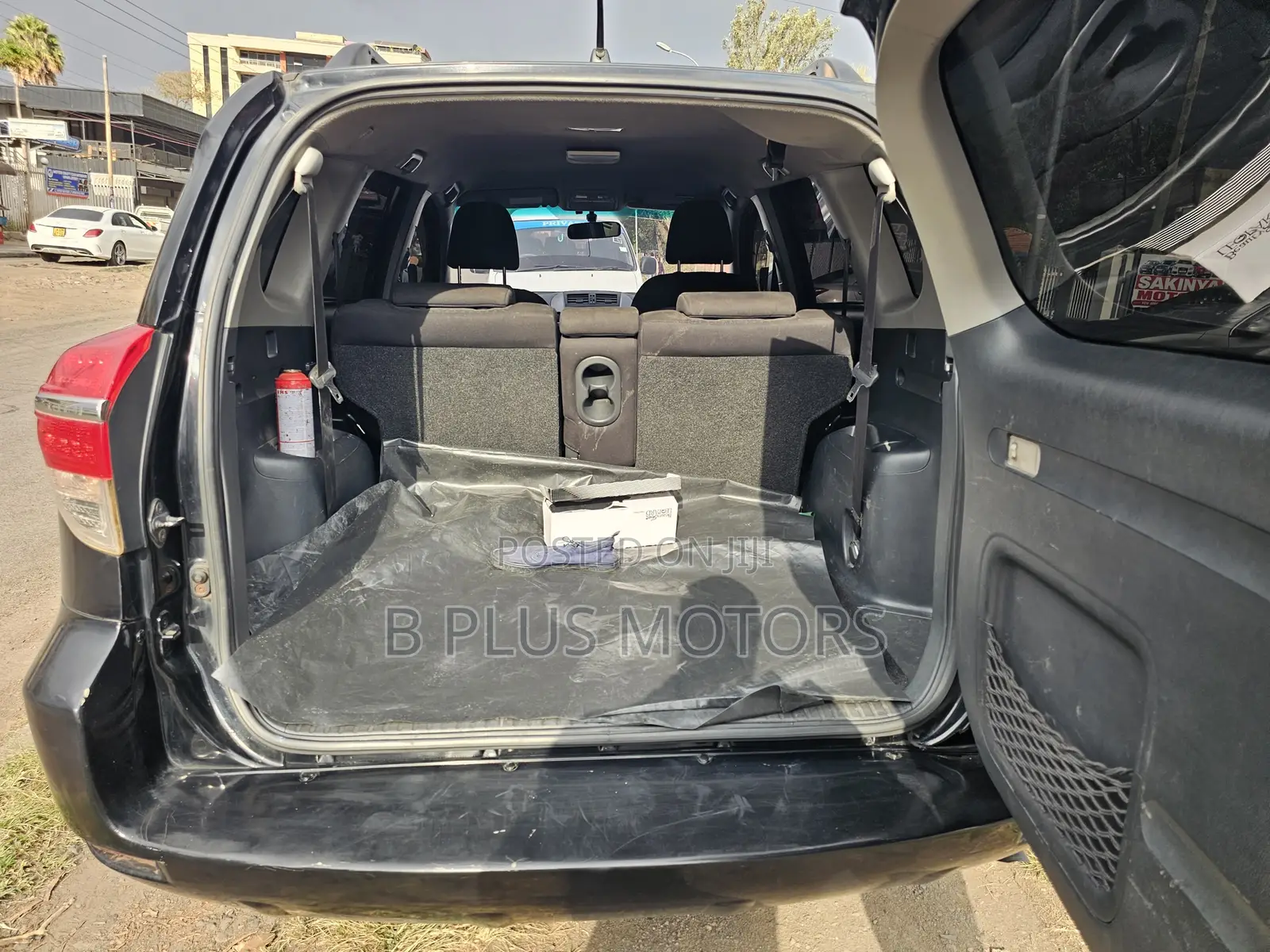 Toyota Vanguard 2012 Black