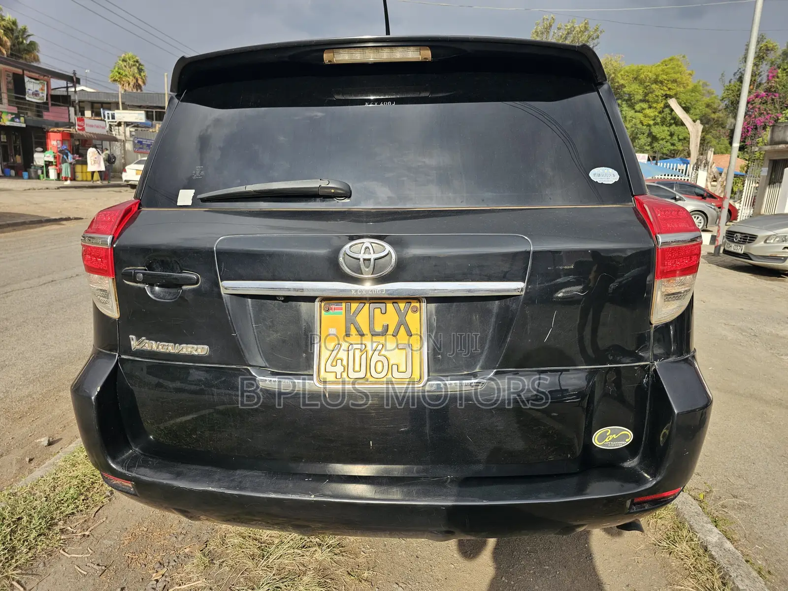 Toyota Vanguard 2012 Black
