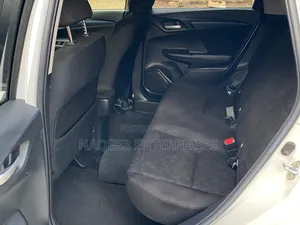 Honda Fit Shuttle 2019 White