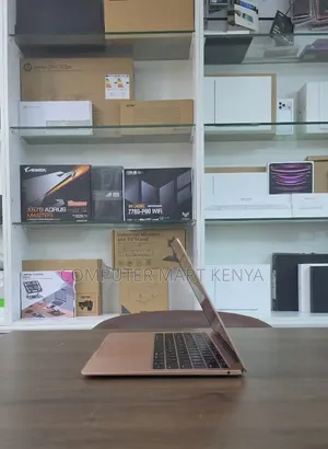 New Laptop Apple MacBook Air 2018 8GB Intel Core i5 SSD 256GB