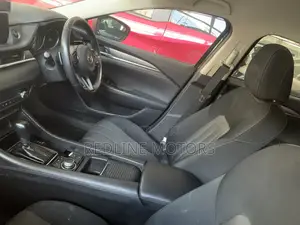 Mazda Atenza 2018