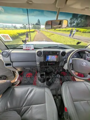 Toyota Land Cruiser 2016 White