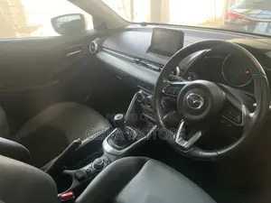 Mazda 2 2019 White