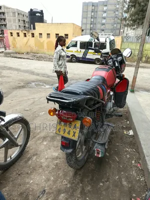 TVS HLX 125 2024 Red
