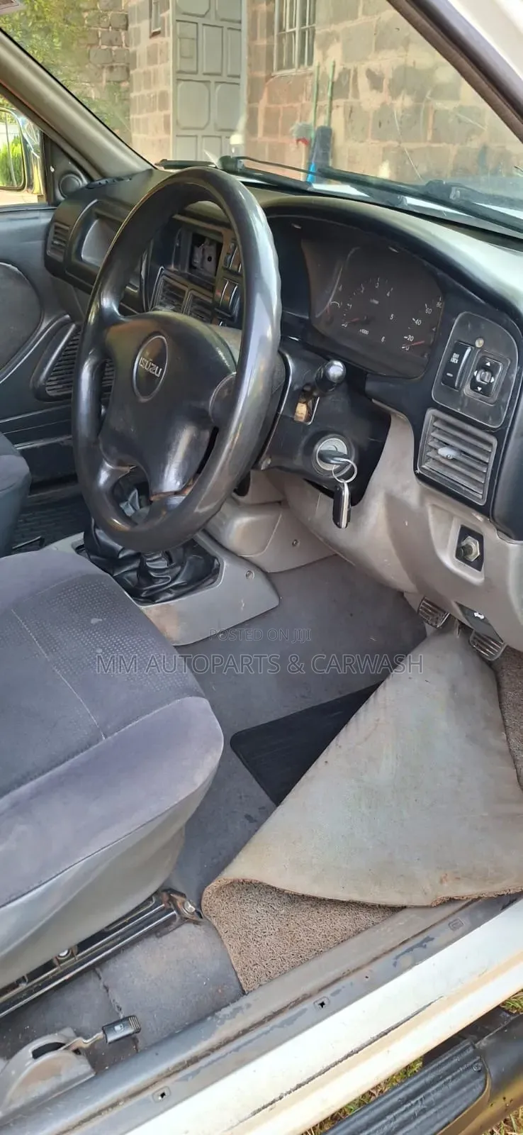Isuzu KB 300 TDi LX 4x4 2005 White
