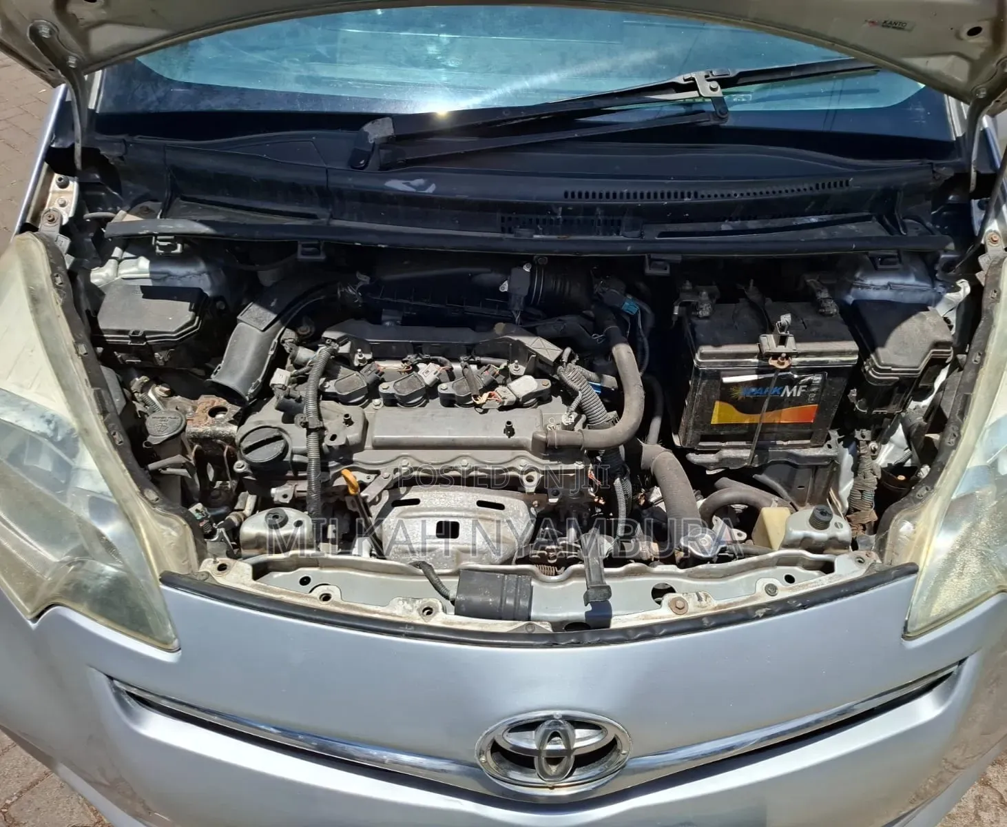 Toyota Ractis 2011 Gray