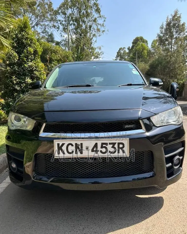 Mitsubishi Outlander 2010 Black