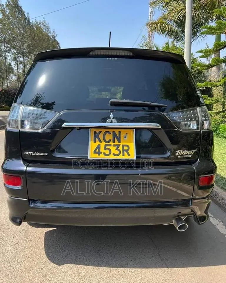 Mitsubishi Outlander 2010 Black