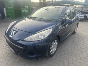 Peugeot 207 2012 Blue