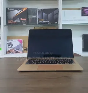 New Laptop Apple MacBook Air 2018 8GB Intel Core i5 SSD 128GB