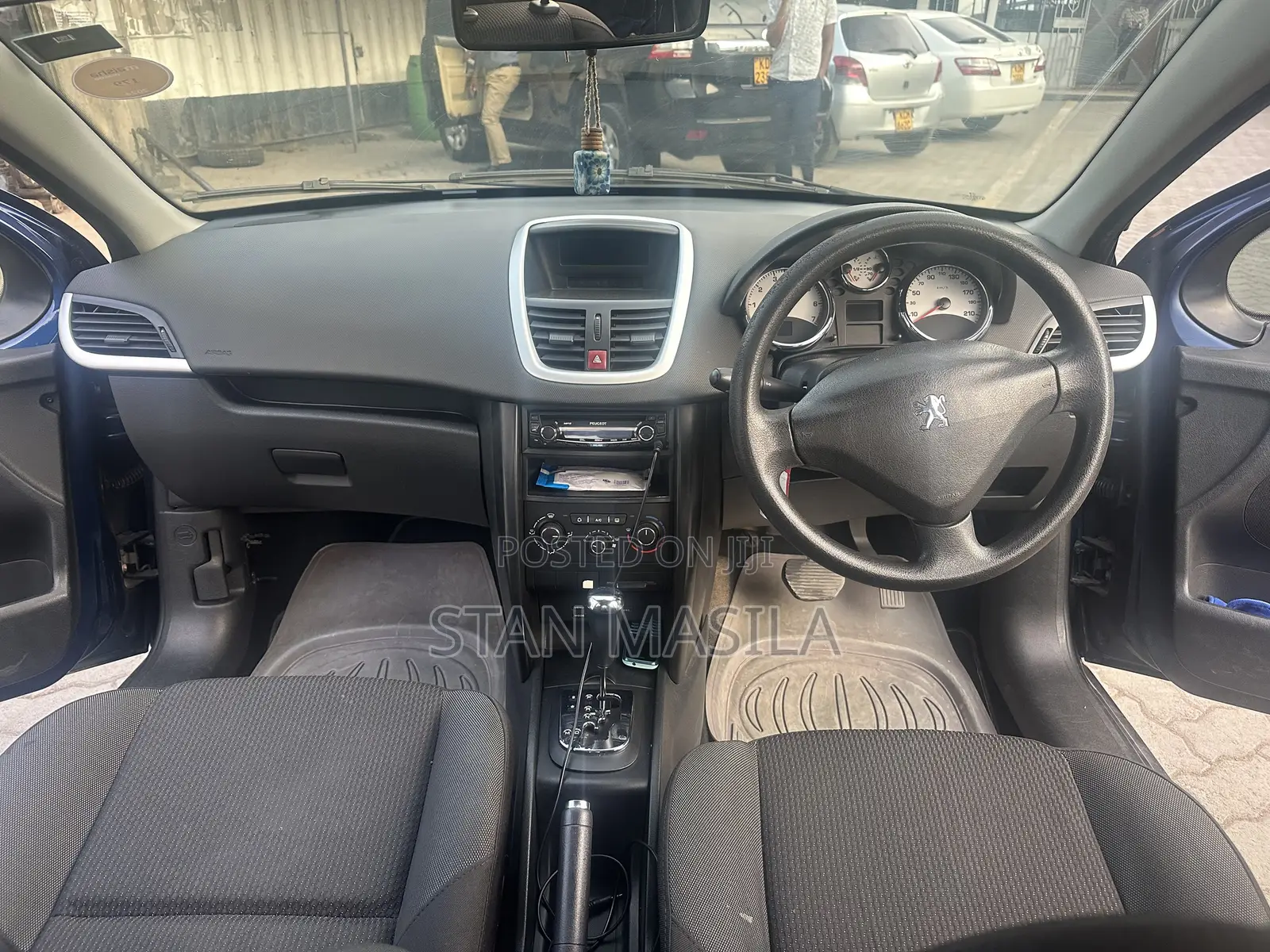 Peugeot 207 2012 Blue