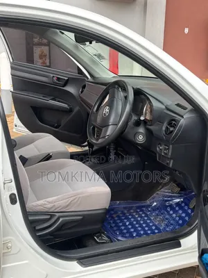 Toyota Auris 2008 Silver