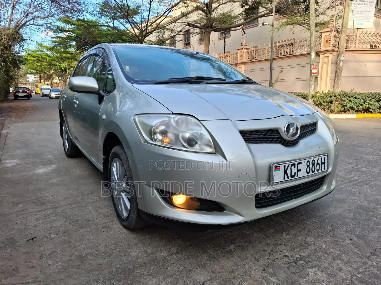 Toyota Auris 2009 Silver