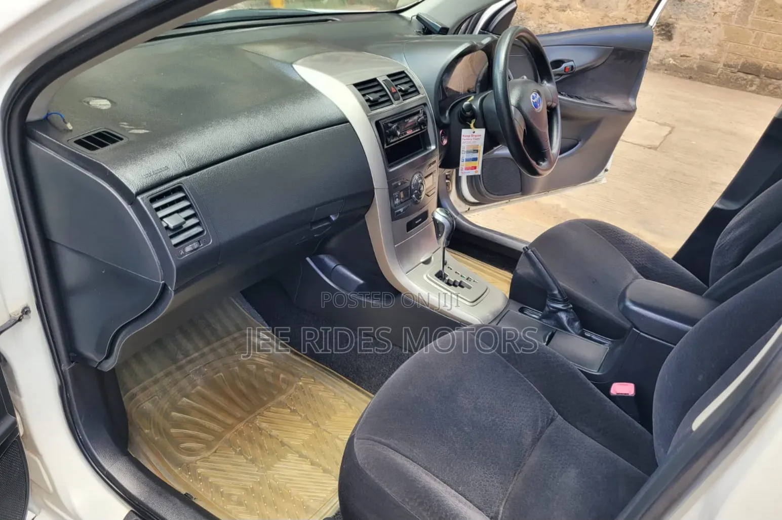Toyota Corolla Fielder 2012 Off white