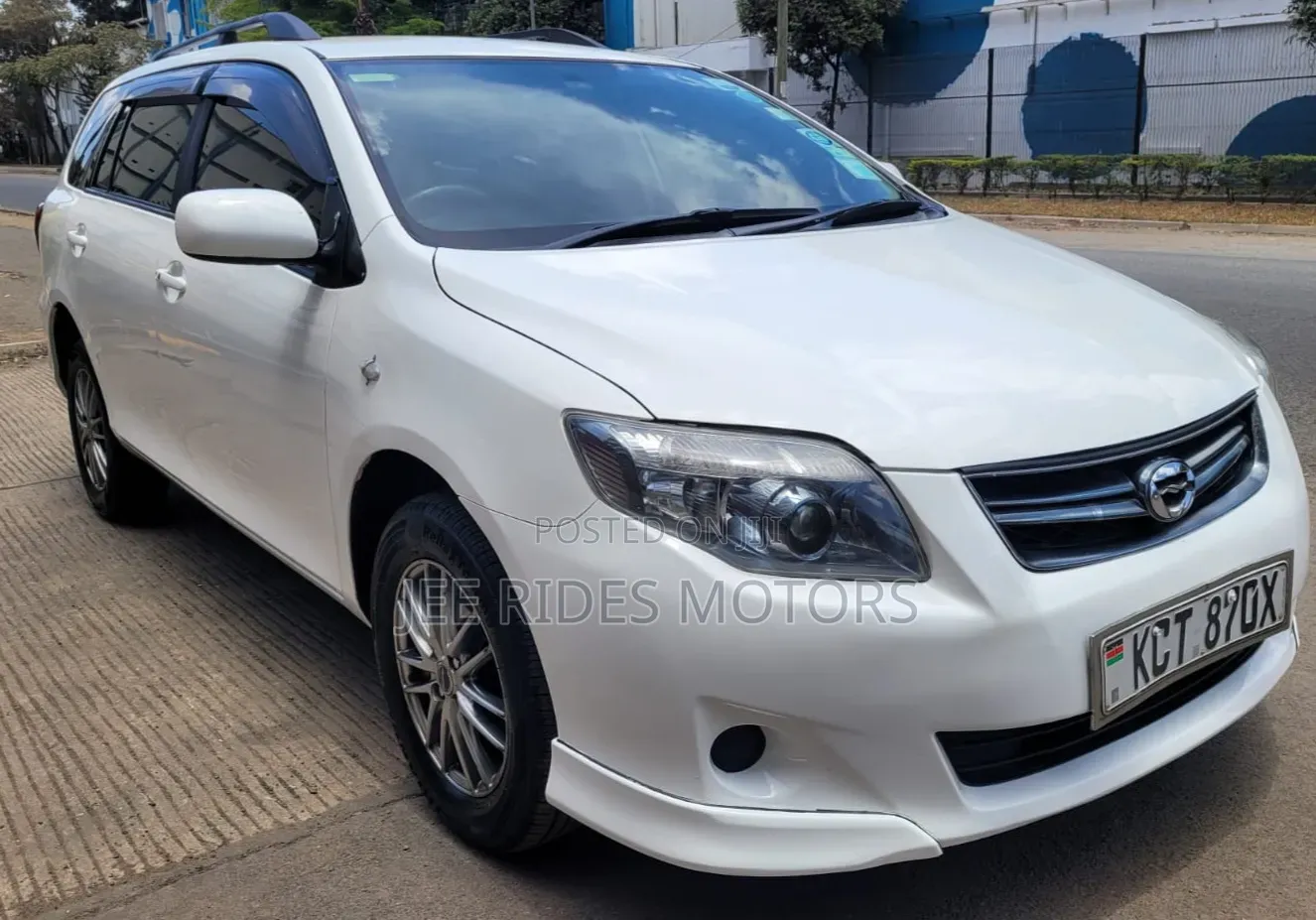 Toyota Corolla Fielder 2012 Off white