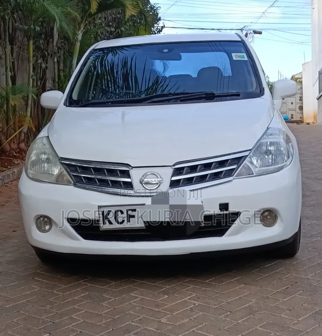 Nissan Tiida 2010 White